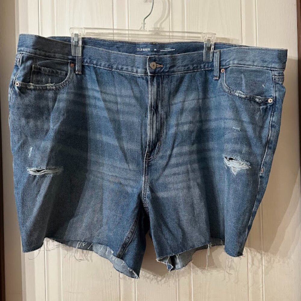 {Plus Size} NWOT Old Navy Slouchy Straight Shorts~ High Rise~ Size 26 (G29)